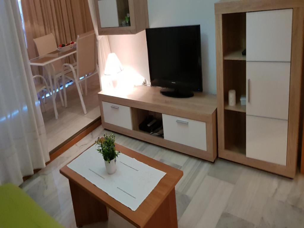 Appartement Disponible -11 Al 21 Abril-apt Cachirul- 4 Pers -wifi -aire Acond- Parking Opcionable Extra *